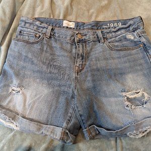 Gap Sexy Boyfriend Denim Shorts